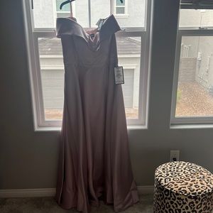 dress from Macys have a matching one in periwinkle brand new never worn 16w